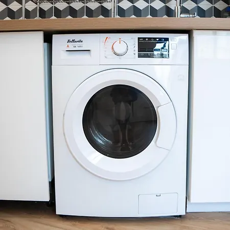 Modern Ac In The Heart Of Chartrons